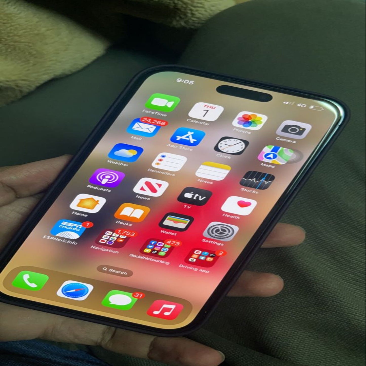 Apple iPhone 15