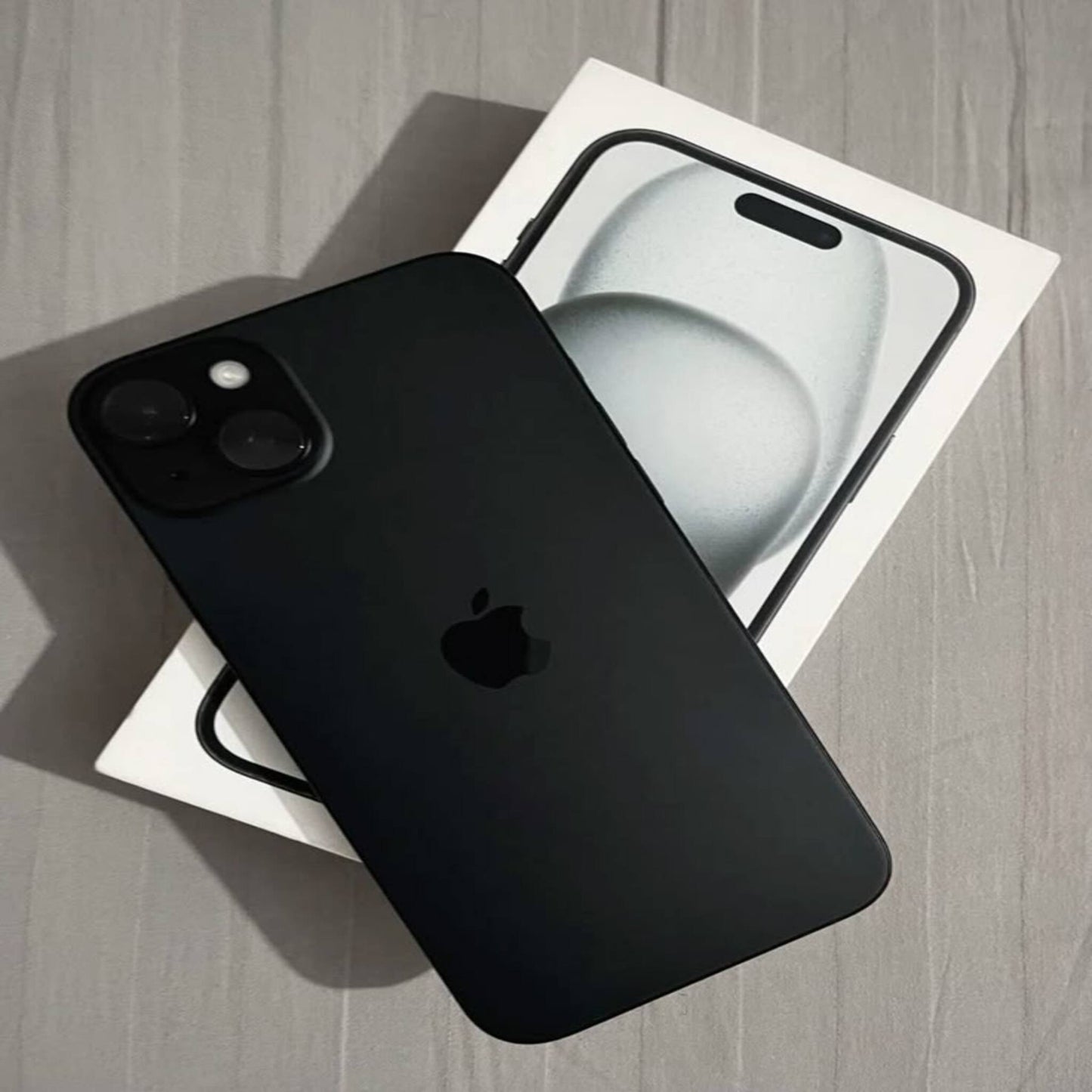 Apple iPhone 15